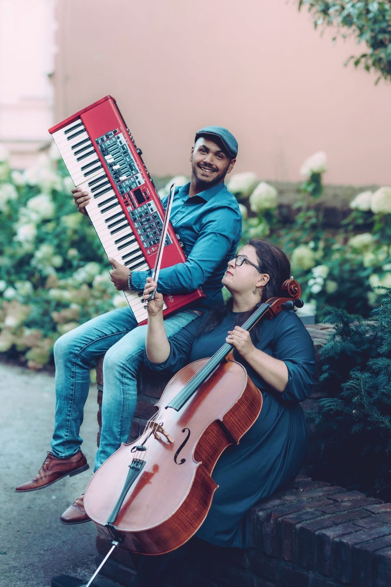 Petr a Diana z Celliana s pianem a violoncellem